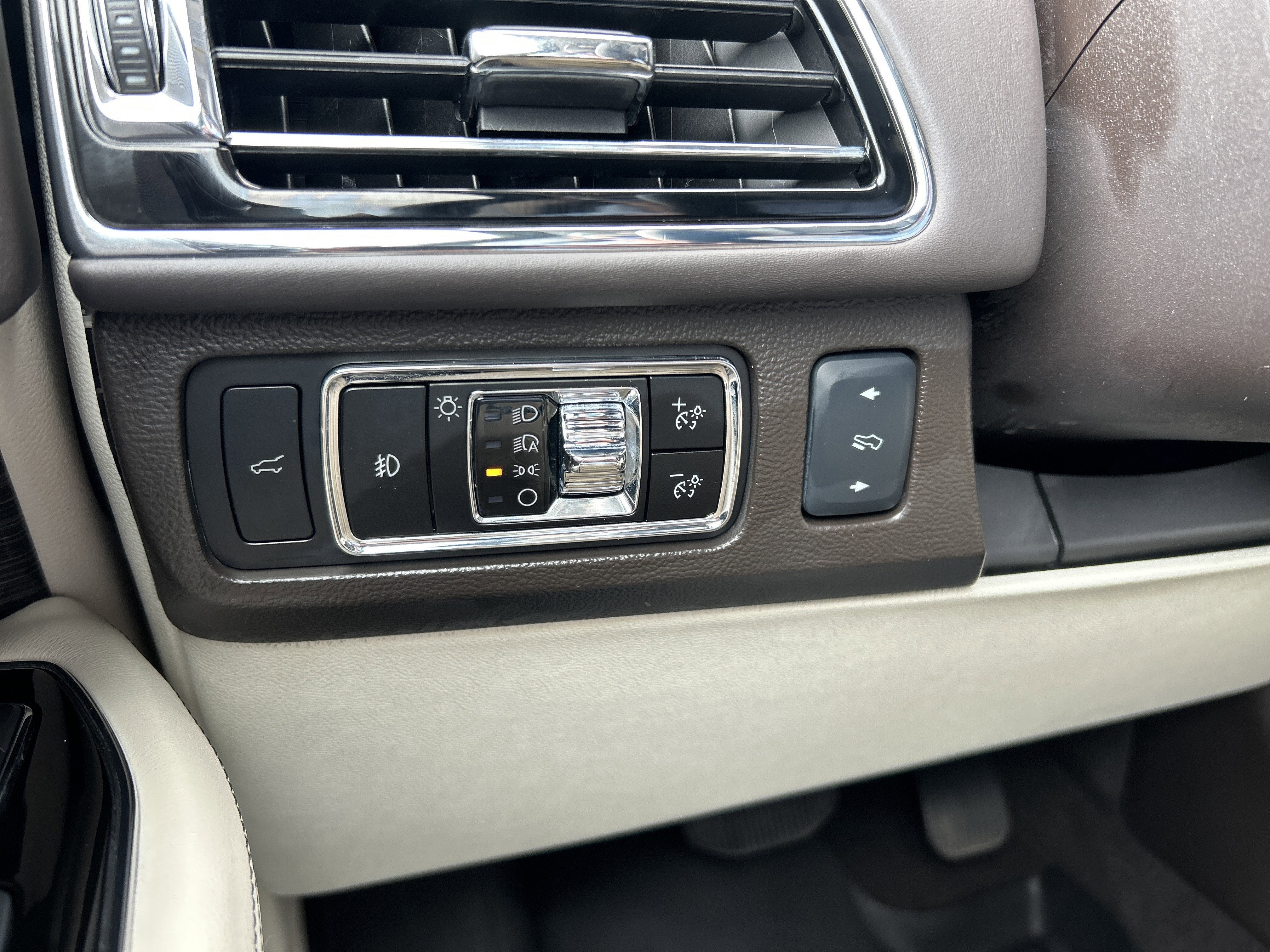 2023 Lincoln NAVIGATOR BLACK LABEL