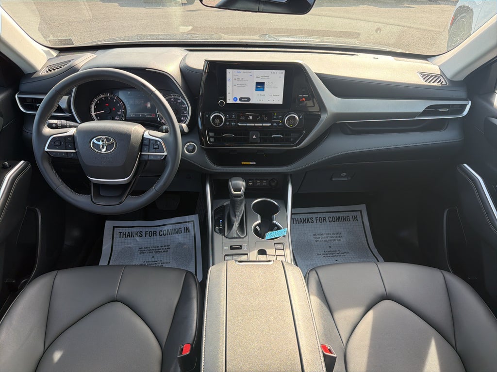 2025 Toyota Highlander XLE