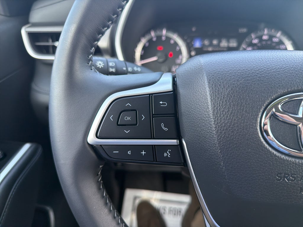 2025 Toyota Highlander XLE