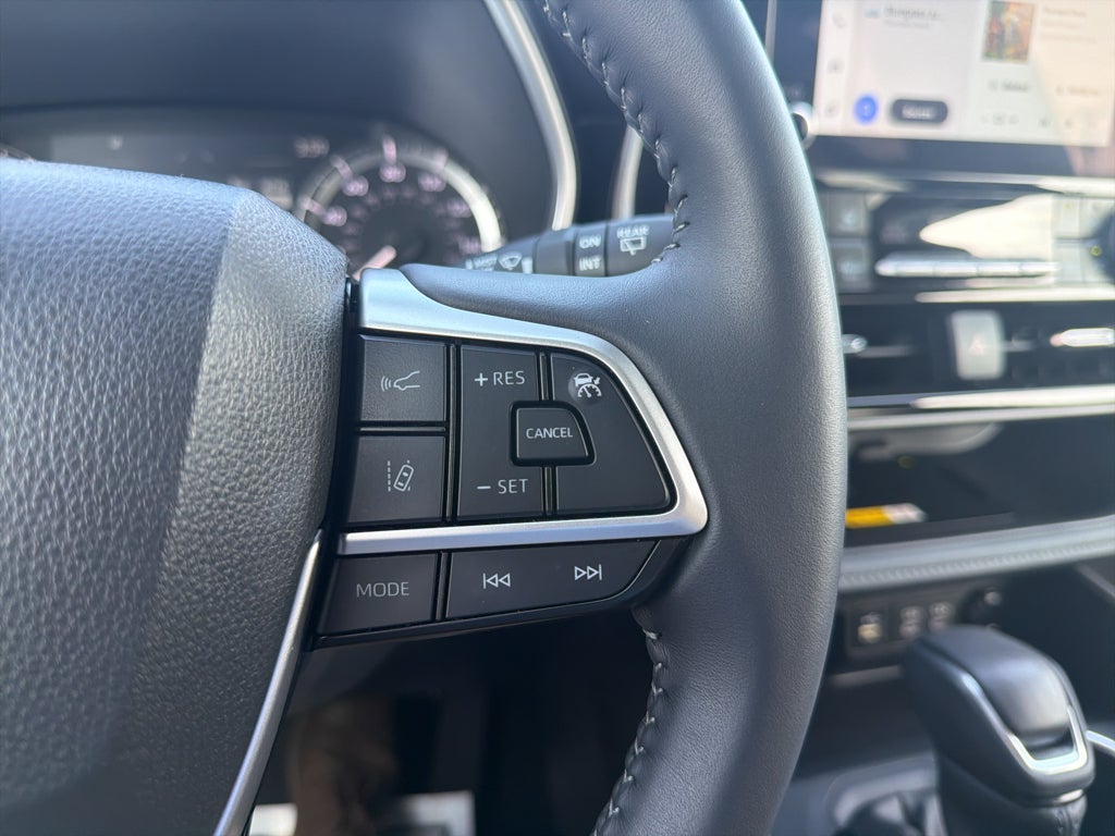 2025 Toyota Highlander XLE