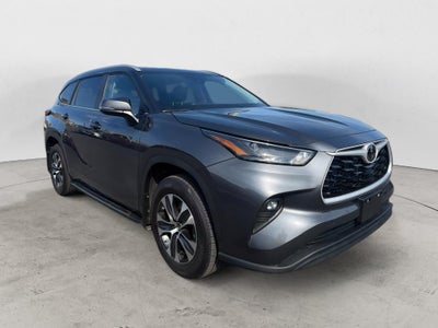 2025 Toyota Highlander XLE