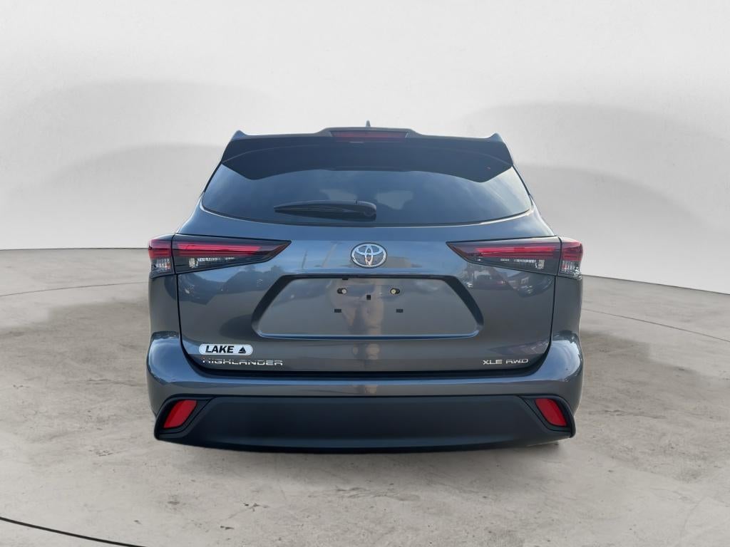 2025 Toyota Highlander XLE