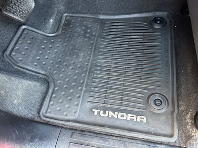 2014 Toyota TUNDRA SR5