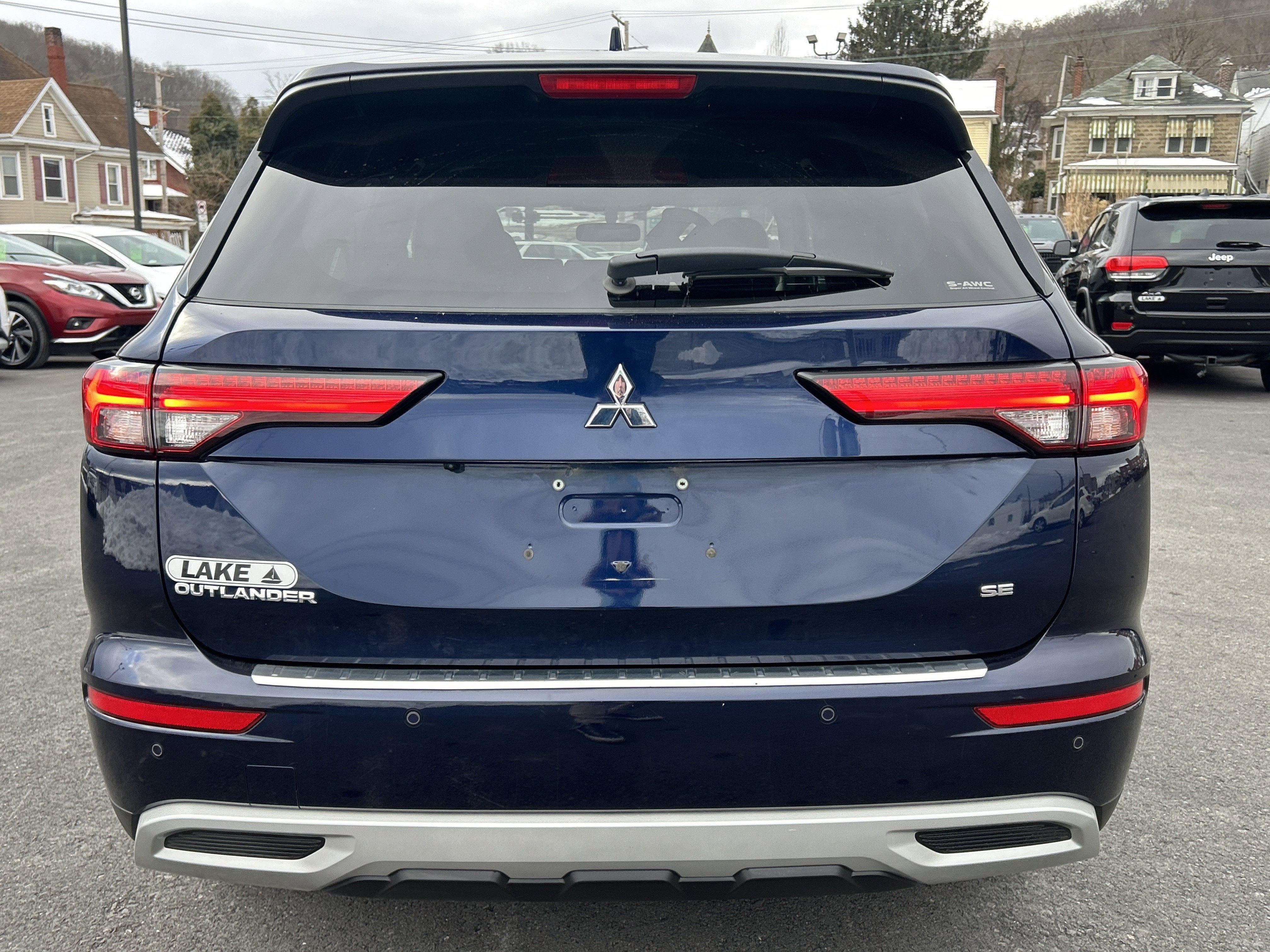 2022 Mitsubishi OUTLANDER SE