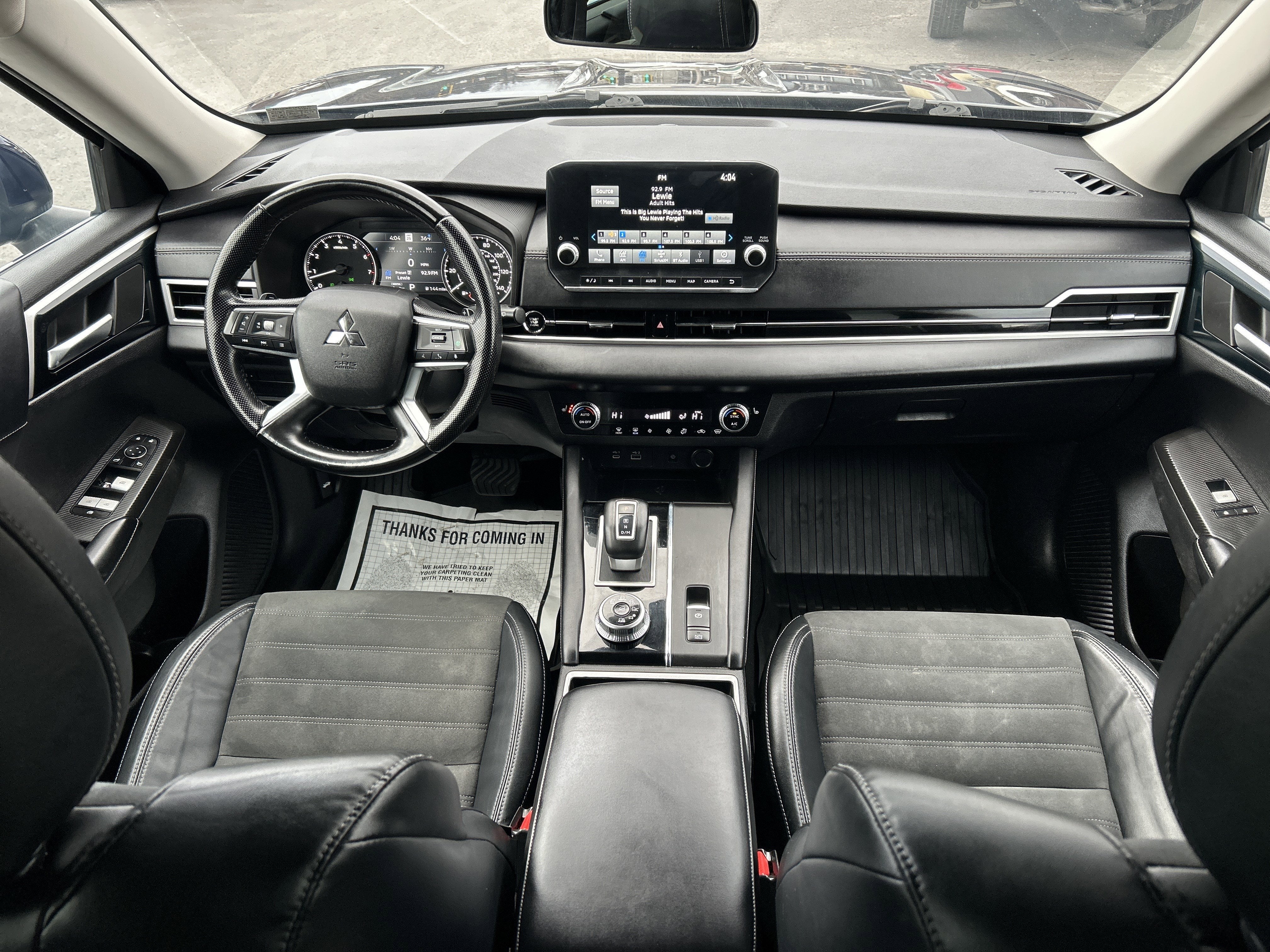 2022 Mitsubishi OUTLANDER SE