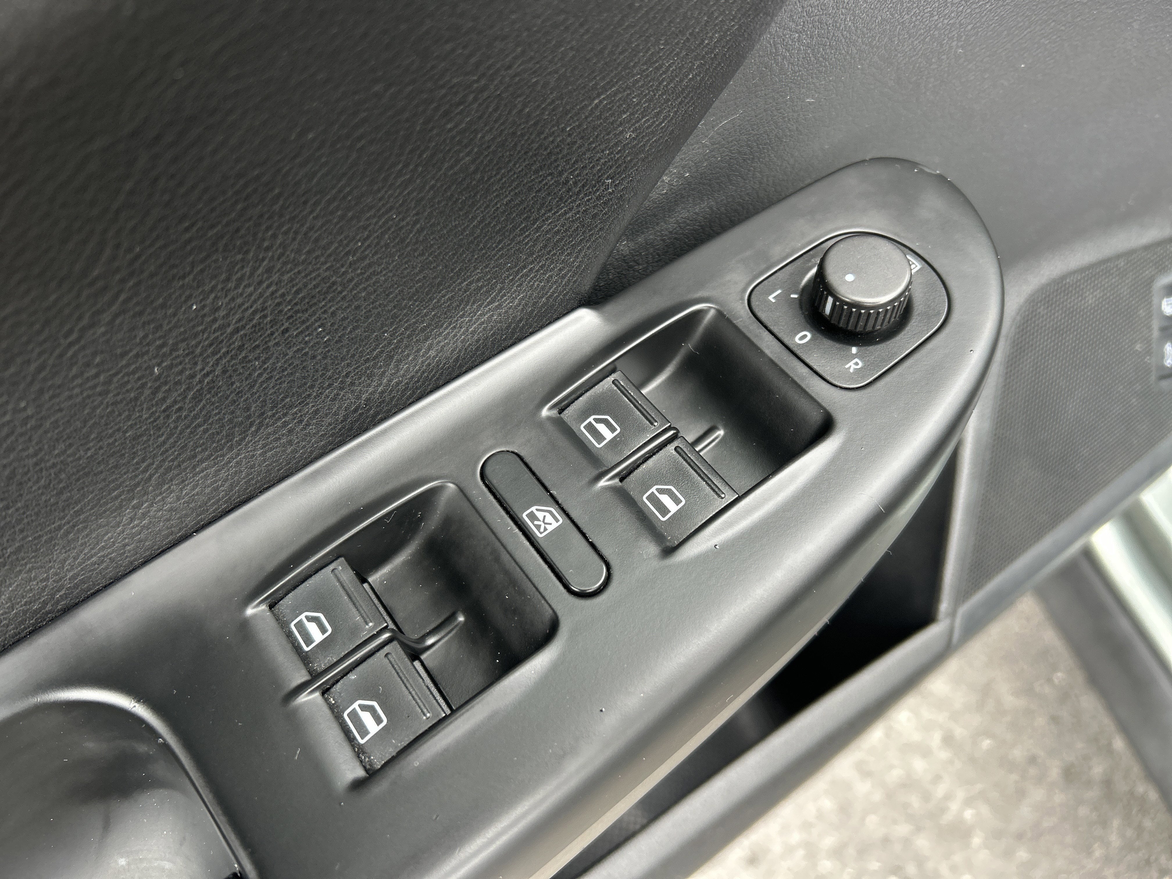 2008 Volkswagen PASSAT KOMFORT