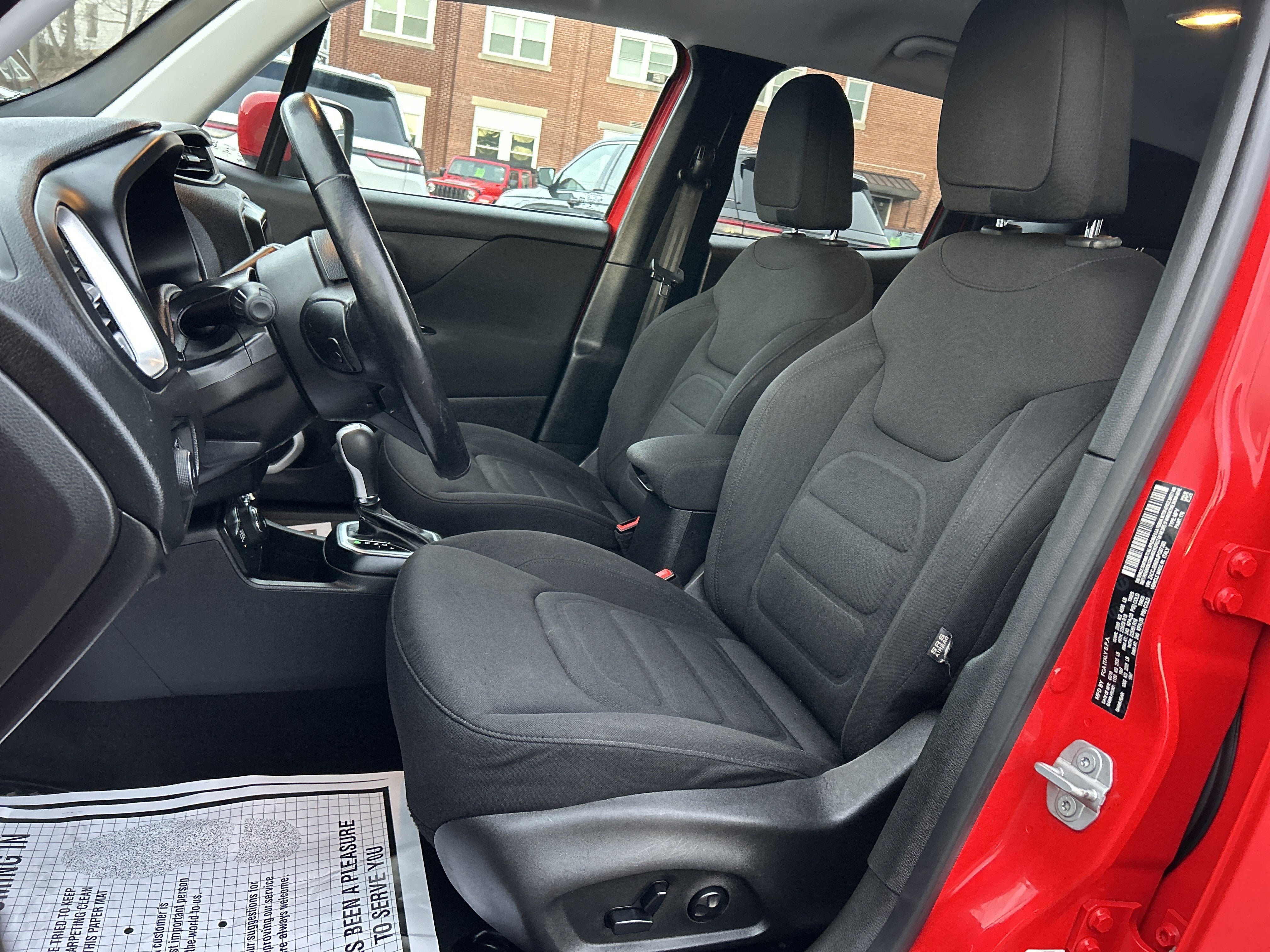 2018 Jeep RENEGADE LATITUDE