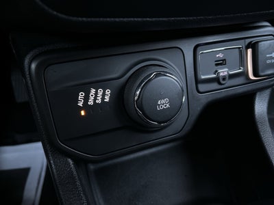 2019 Jeep RENEGADE LATITUDE