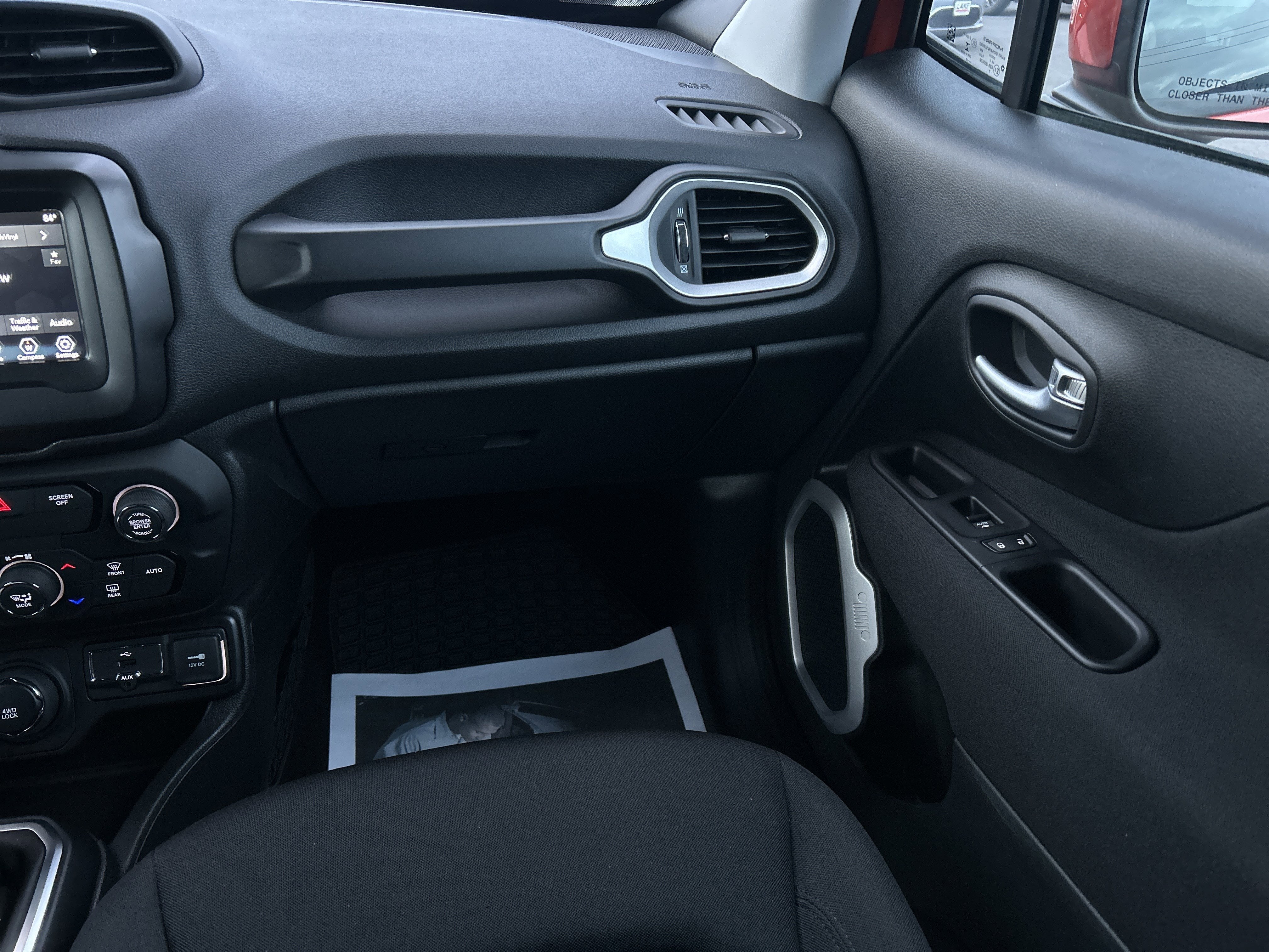 2019 Jeep RENEGADE LATITUDE