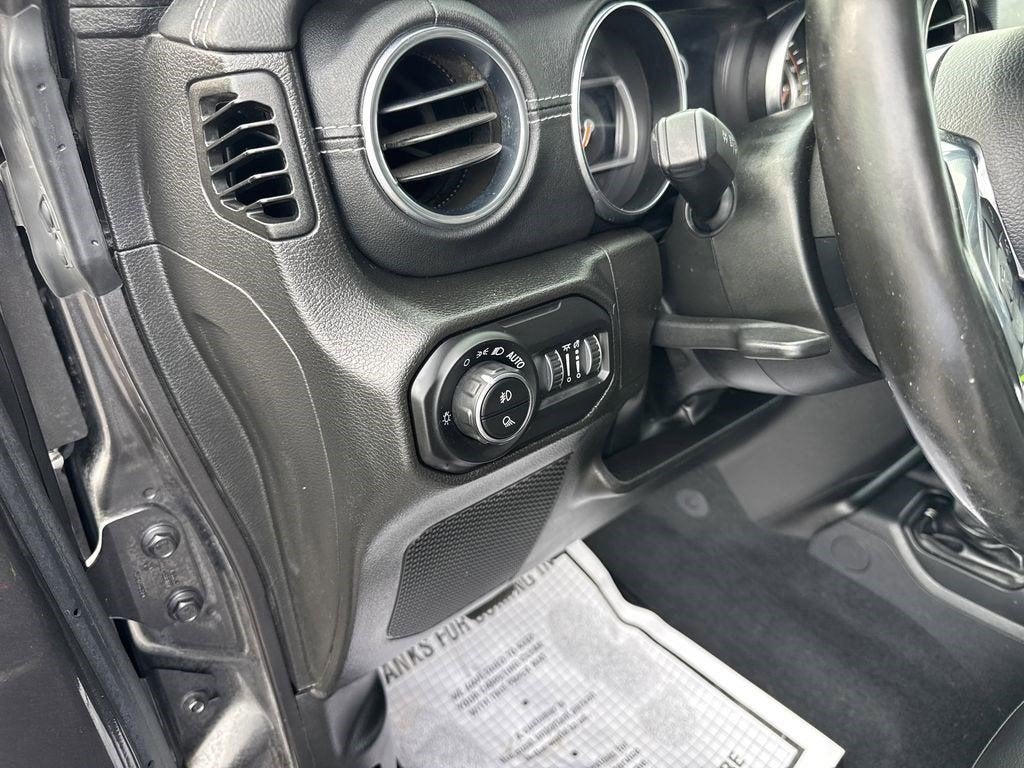 2022 Jeep Gladiator Overland