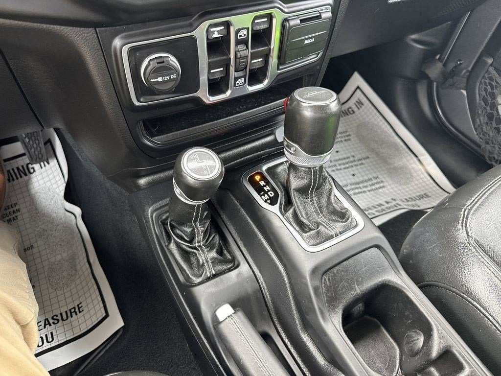 2022 Jeep Gladiator Overland