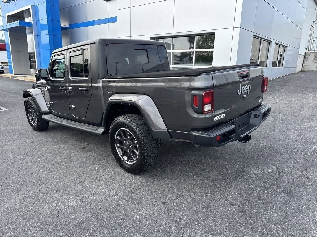 2022 Jeep Gladiator Overland