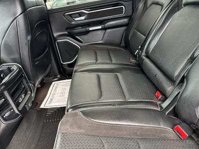 2020 RAM 1500 Laramie Crew Cab 4x4 5'7" Box