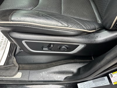 2020 RAM 1500 Laramie Crew Cab 4x4 5'7" Box