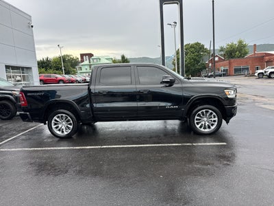 2020 RAM 1500 Laramie Crew Cab 4x4 5'7" Box