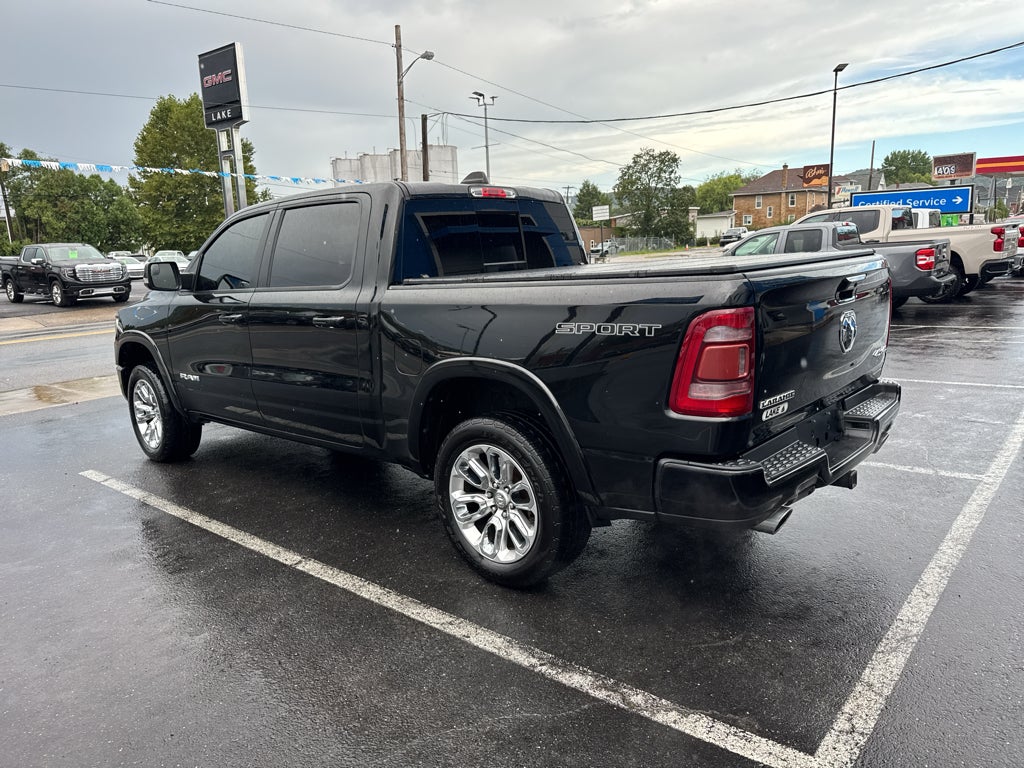 2020 RAM 1500 Laramie Crew Cab 4x4 5'7" Box