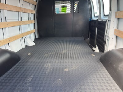 2024 Chevrolet Express Cargo 2500 WT