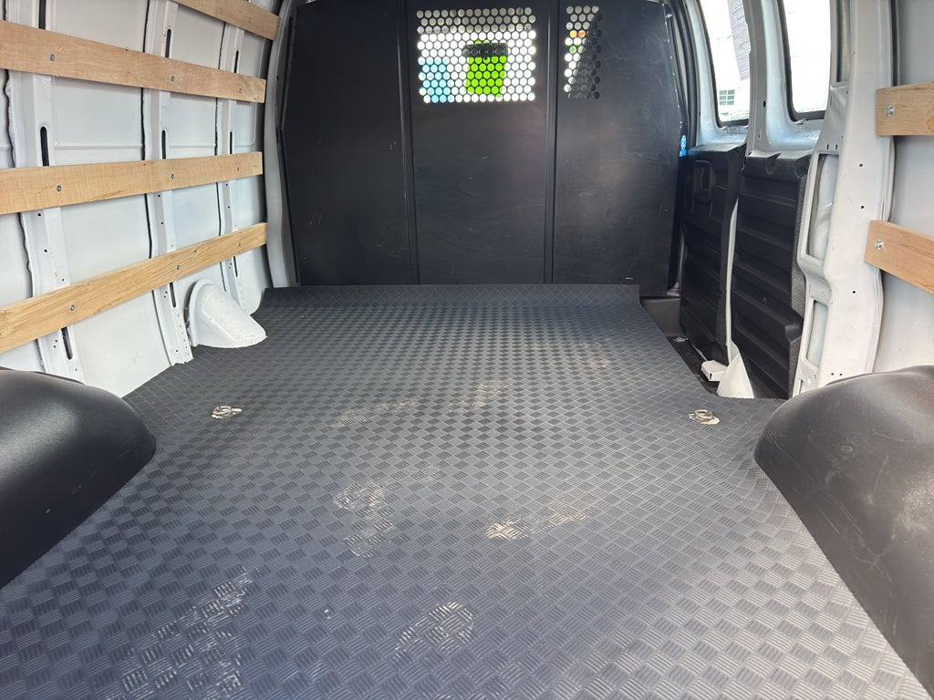 2024 Chevrolet Express Cargo 2500 WT