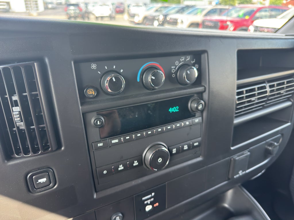 2024 Chevrolet Express Cargo 2500 WT