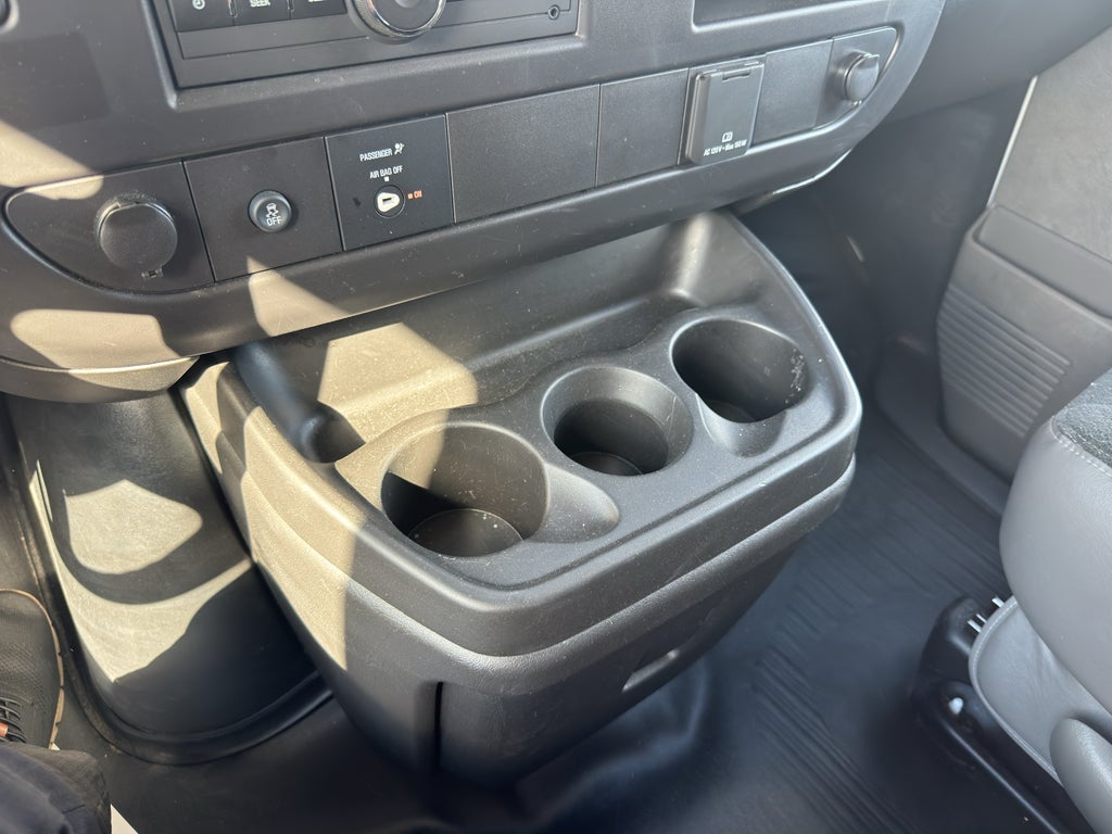 2024 Chevrolet Express Cargo 2500 WT