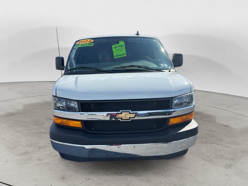 2024 Chevrolet Express Cargo 2500 WT