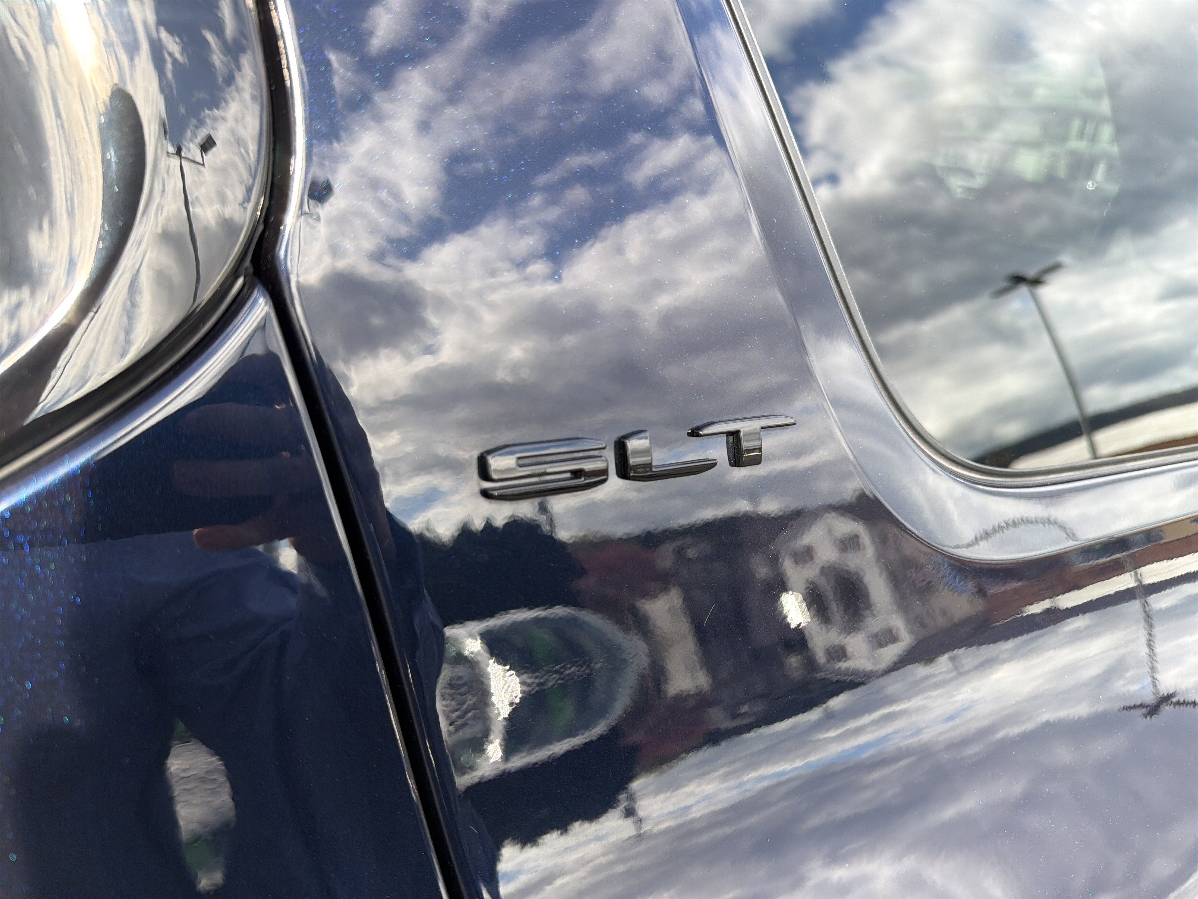 2021 GMC Acadia SLT