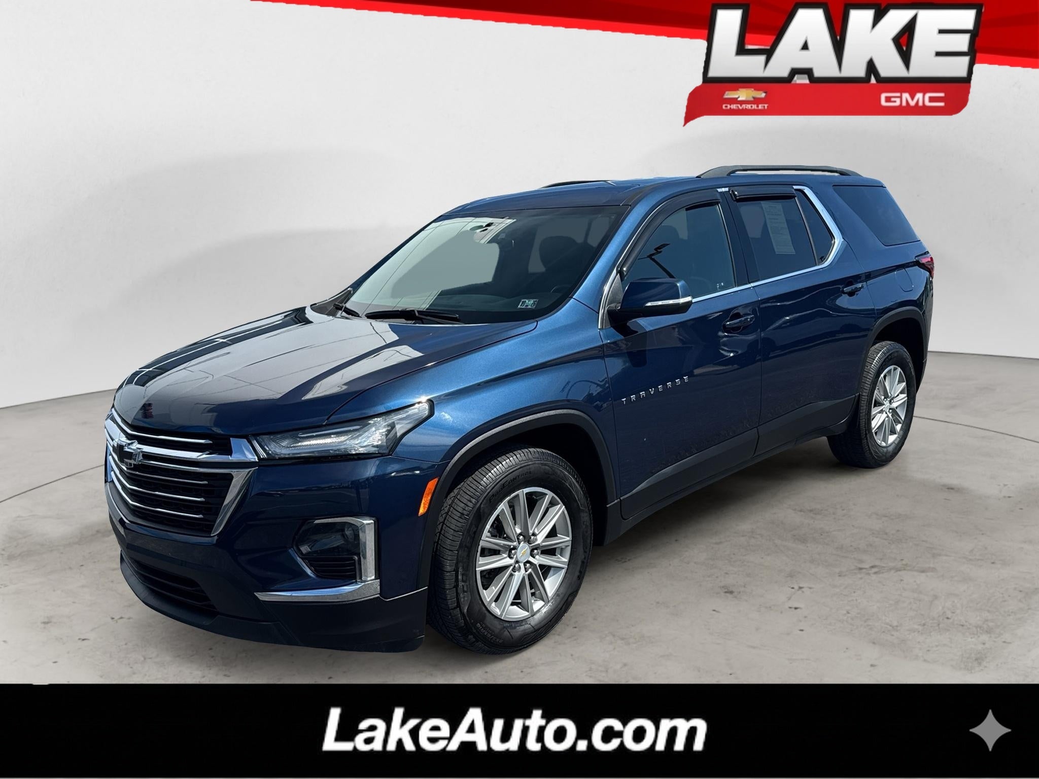 2023 Chevrolet Traverse LT Cloth