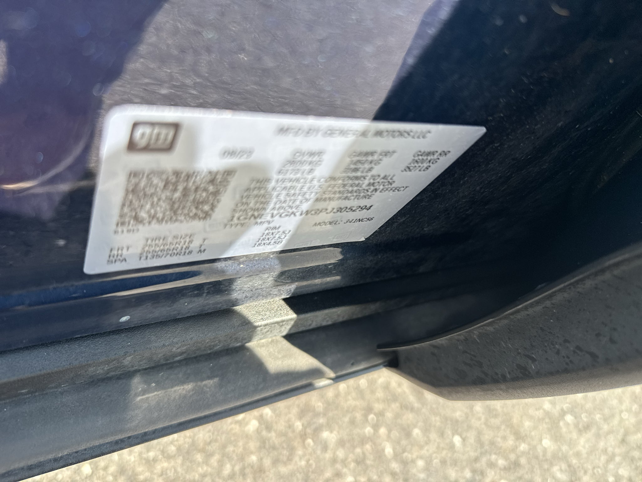 2023 Chevrolet Traverse LT Cloth