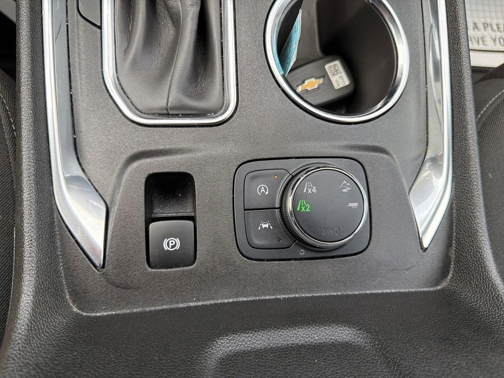2022 Chevrolet Traverse LT Cloth