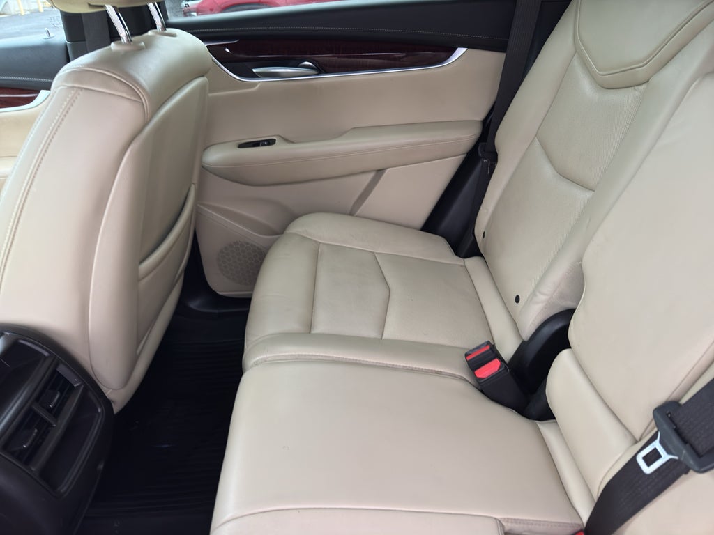 2018 Cadillac XT5 Luxury AWD