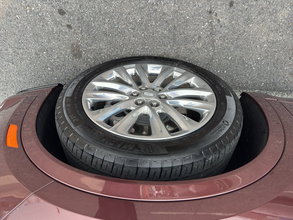 2023 Cadillac XT6 Premium Luxury