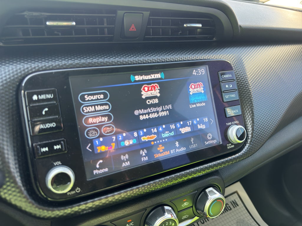 2023 Nissan Kicks SV Xtronic CVT