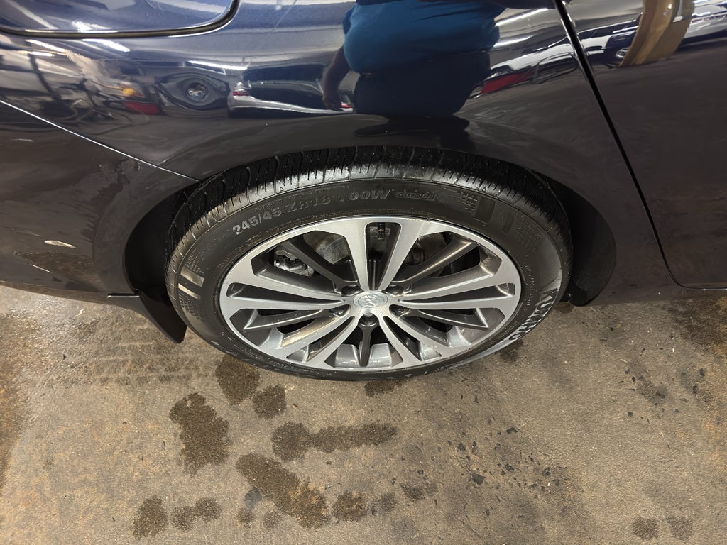 2018 Buick Regal Sportback Essence