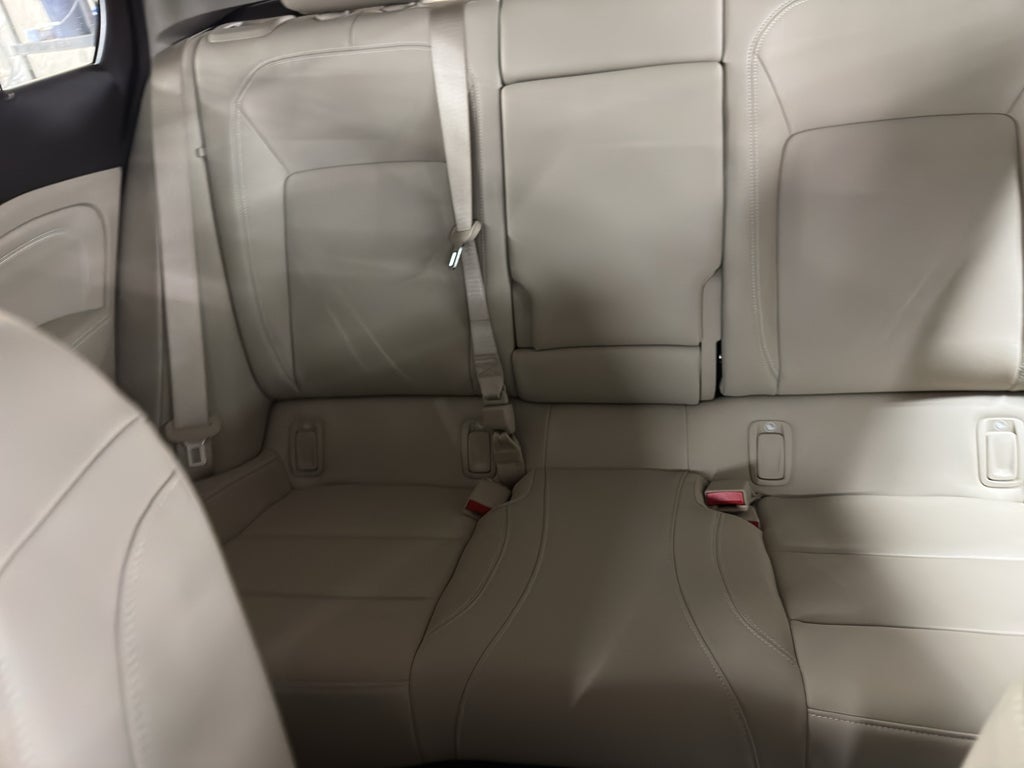 2018 Buick Regal Sportback Essence
