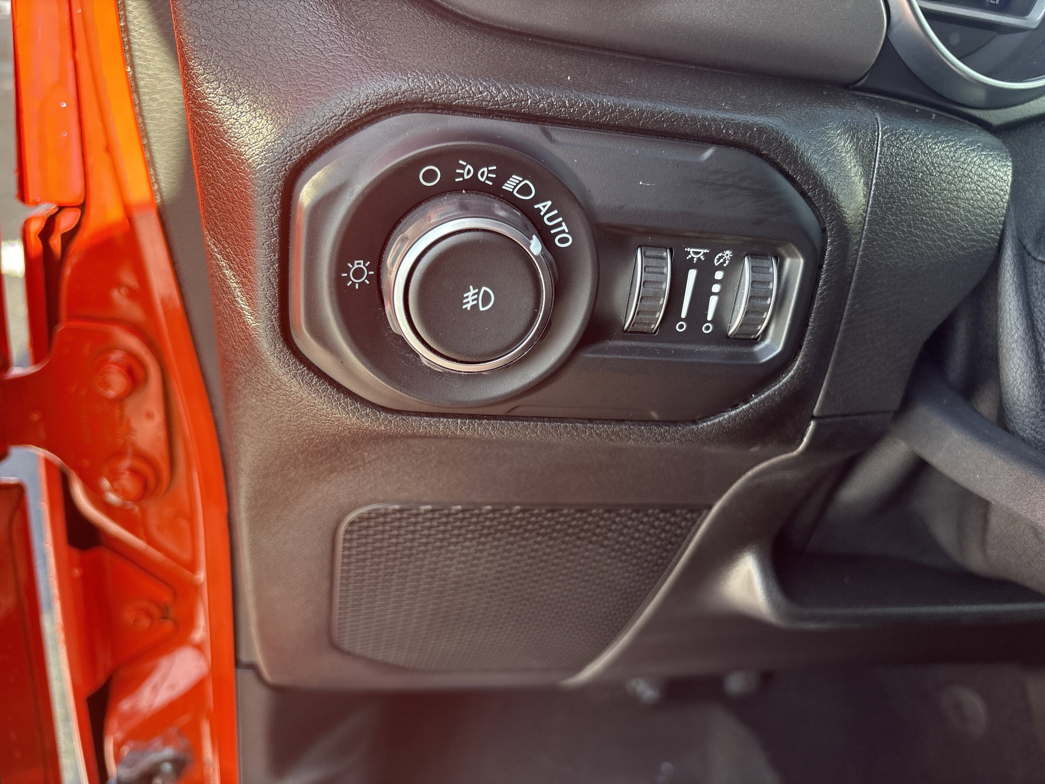 2020 Jeep WRANGLER UNL SPORT