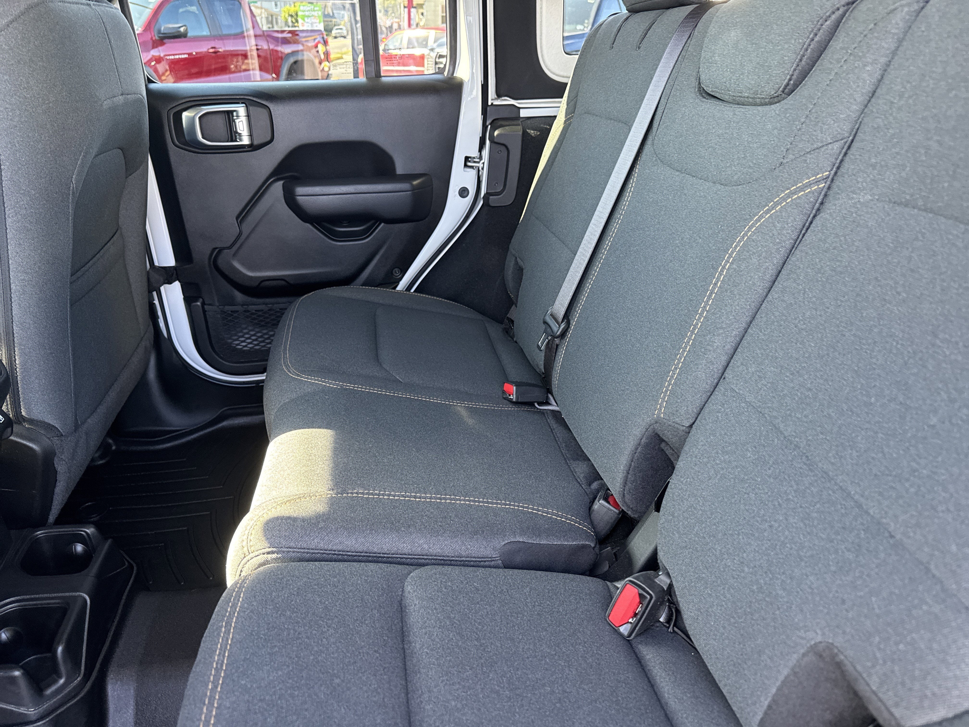 2024 Jeep WRANGLER UNL SPORT S