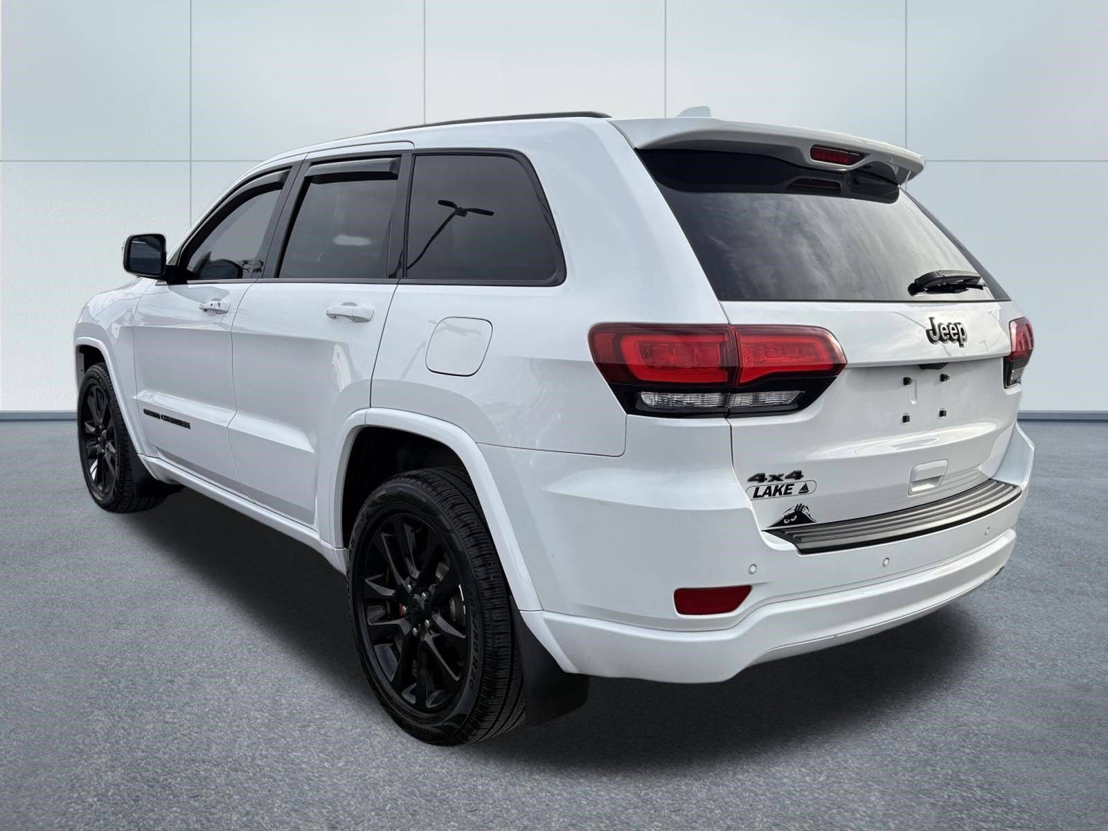 2019 Jeep GRAND CHEROKEE ALTITUDE