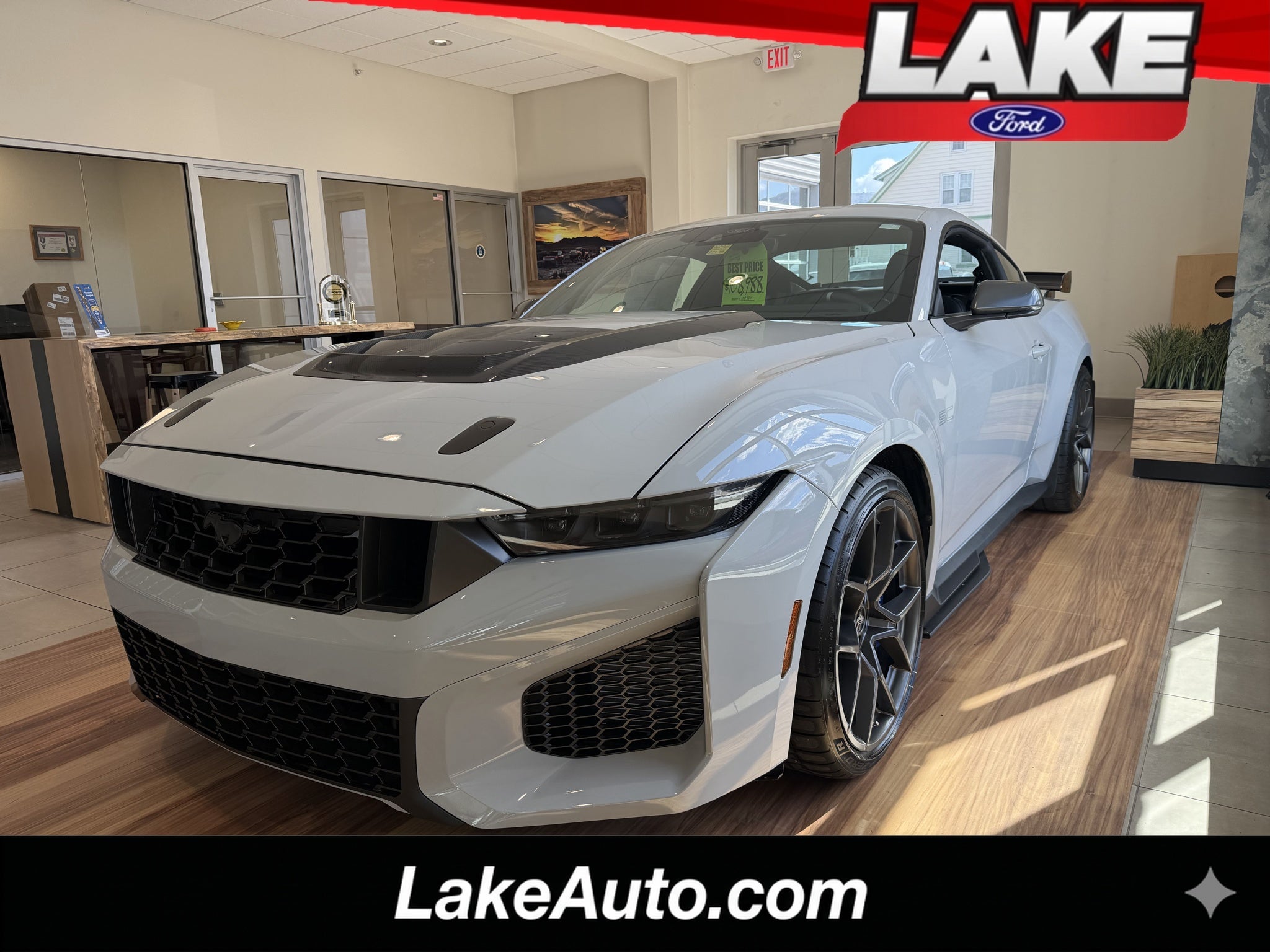2026 Ford Mustang Dark Horse SC