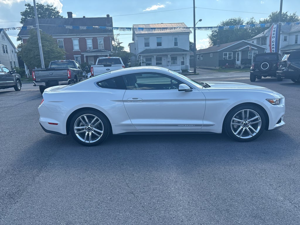 2017 Ford Mustang EcoBoost Premium