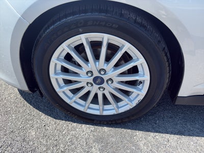 2014 Ford C-Max Hybrid SE