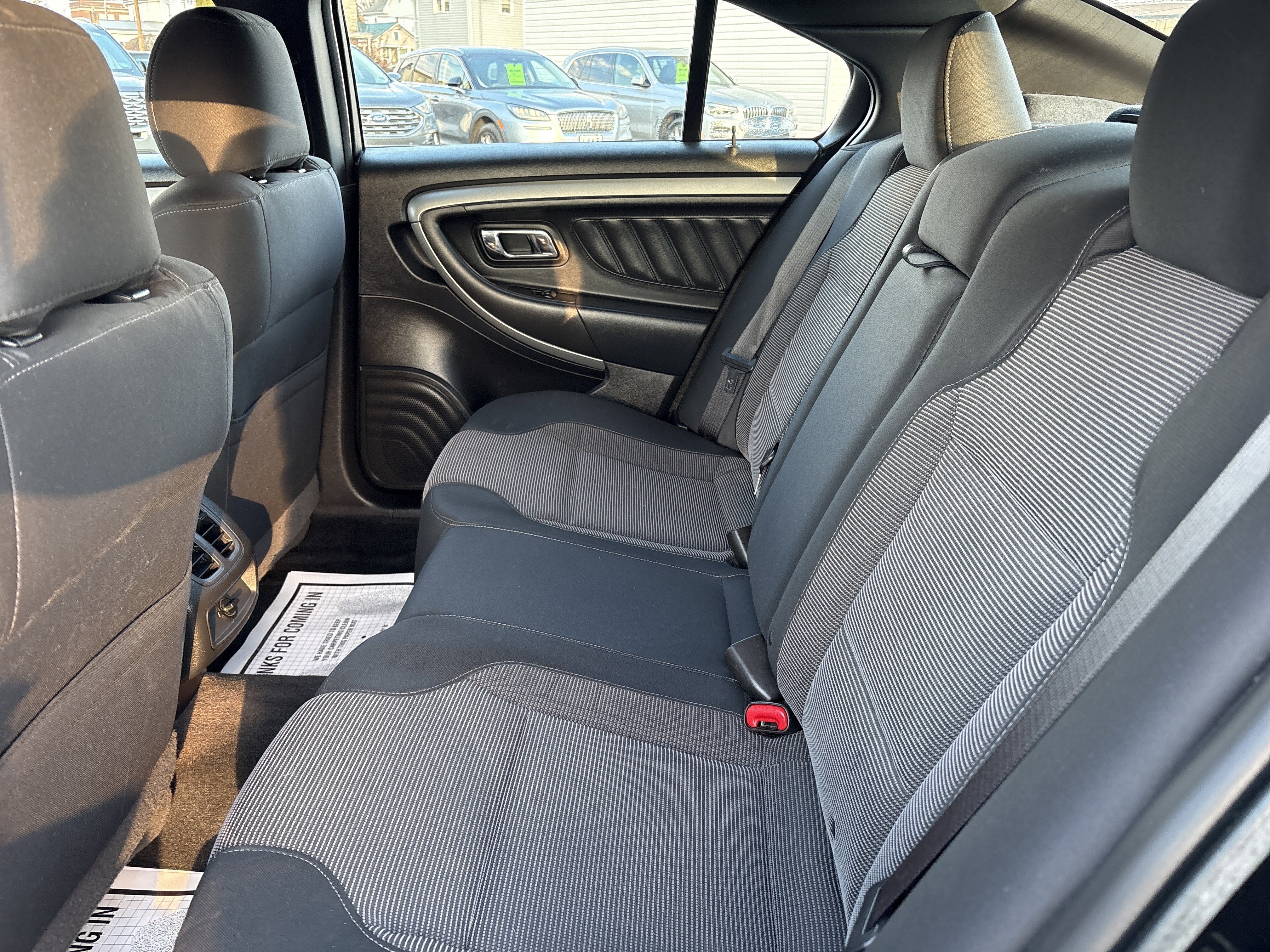 2016 Ford TAURUS SEL