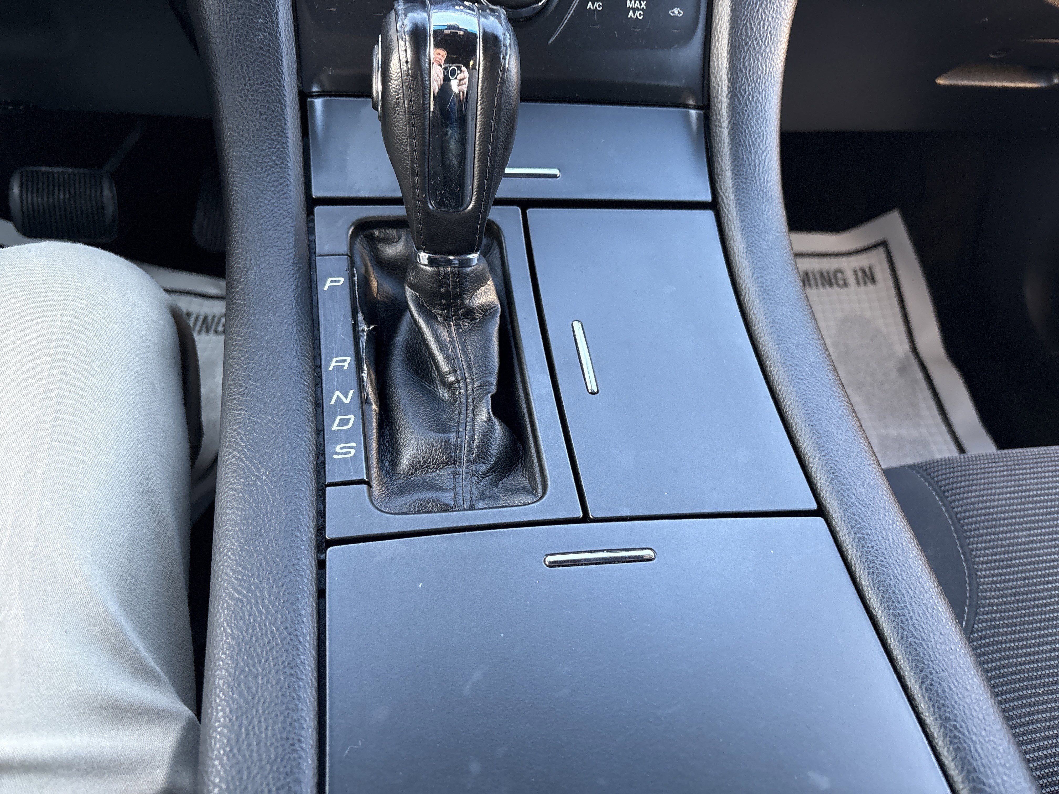 2016 Ford TAURUS SEL