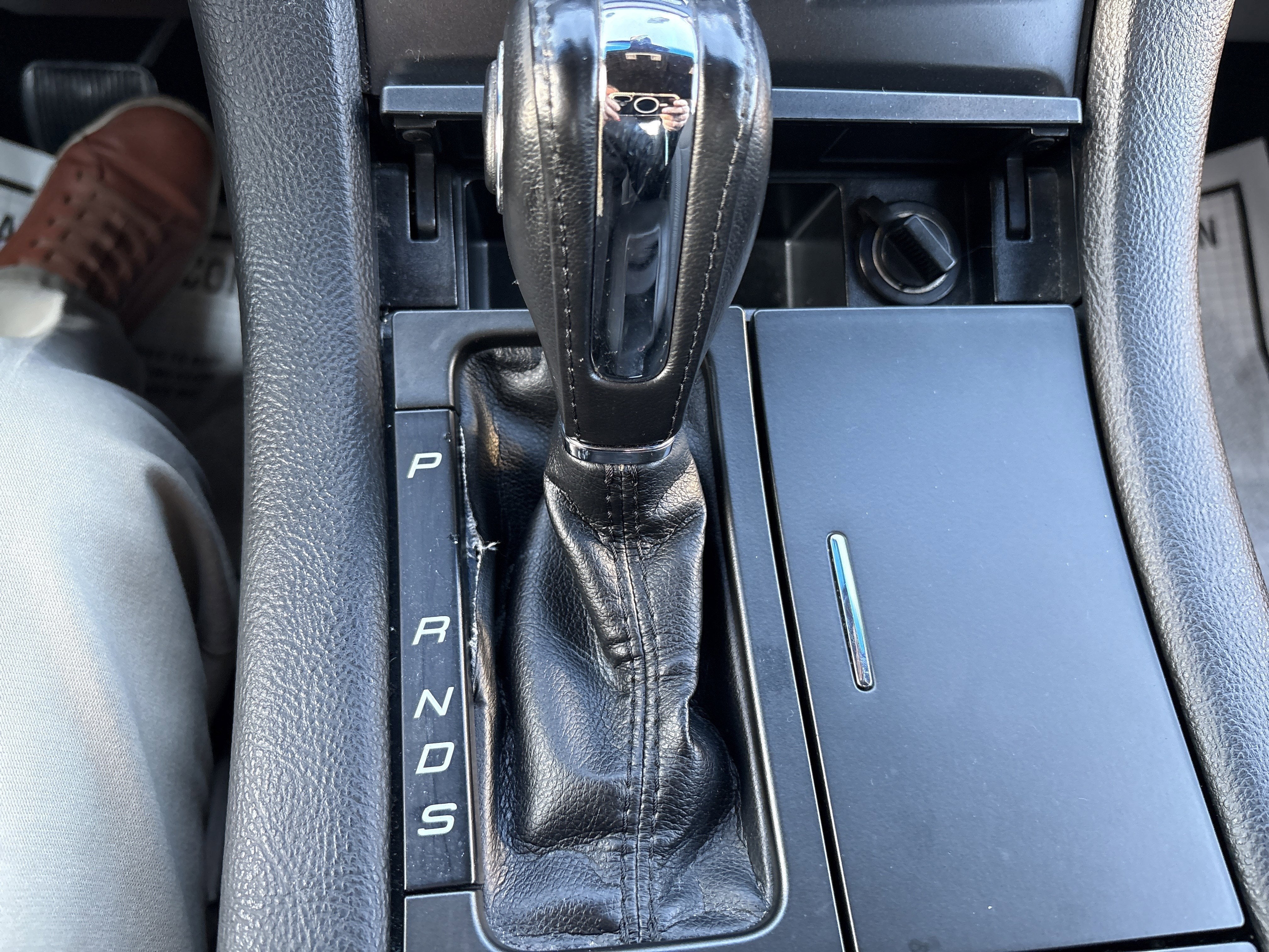 2016 Ford TAURUS SEL