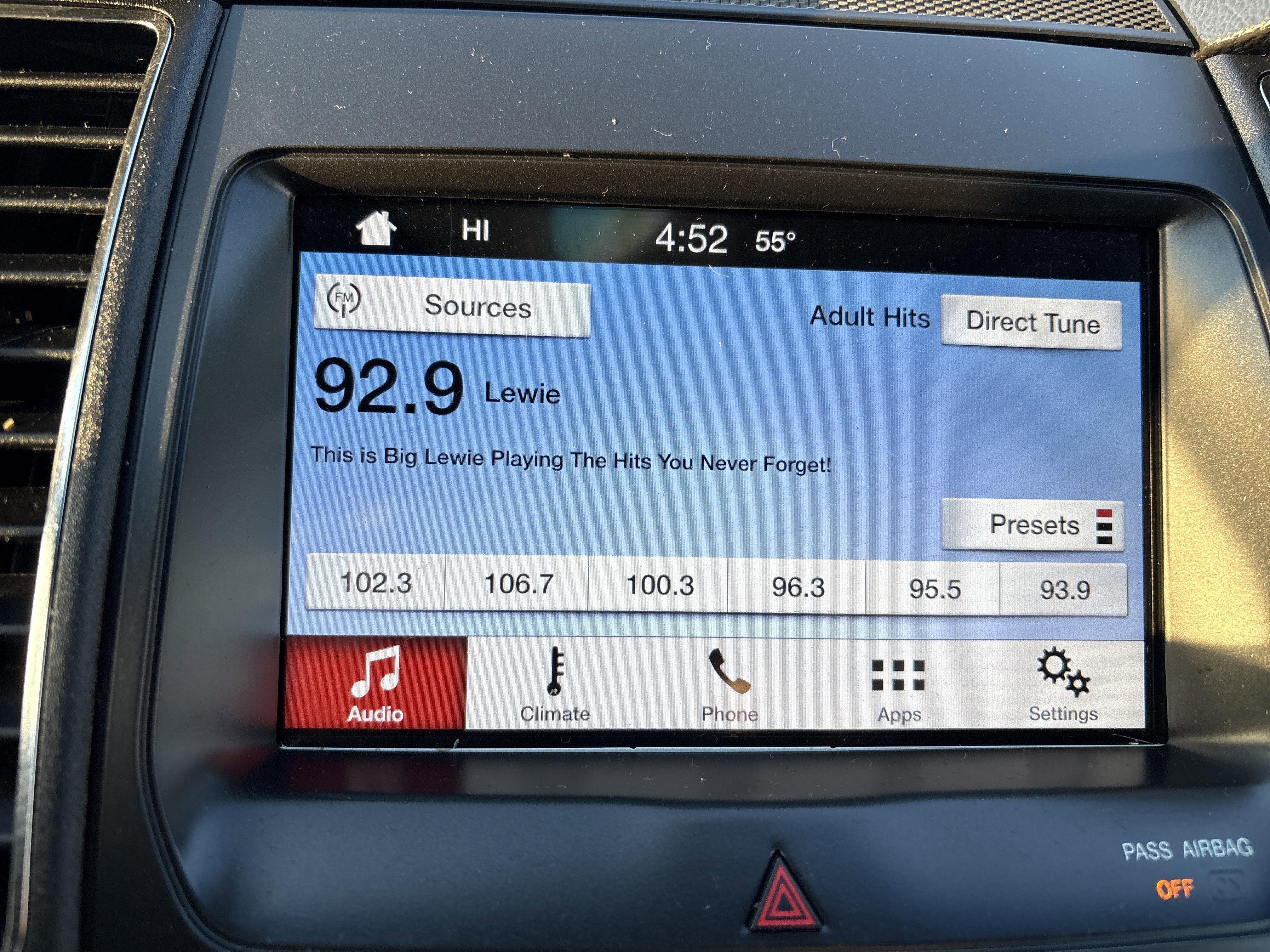 2016 Ford TAURUS SEL