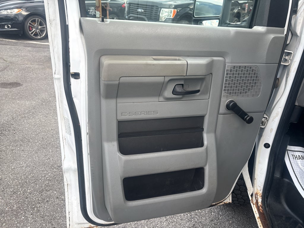 2017 Ford Econoline Base