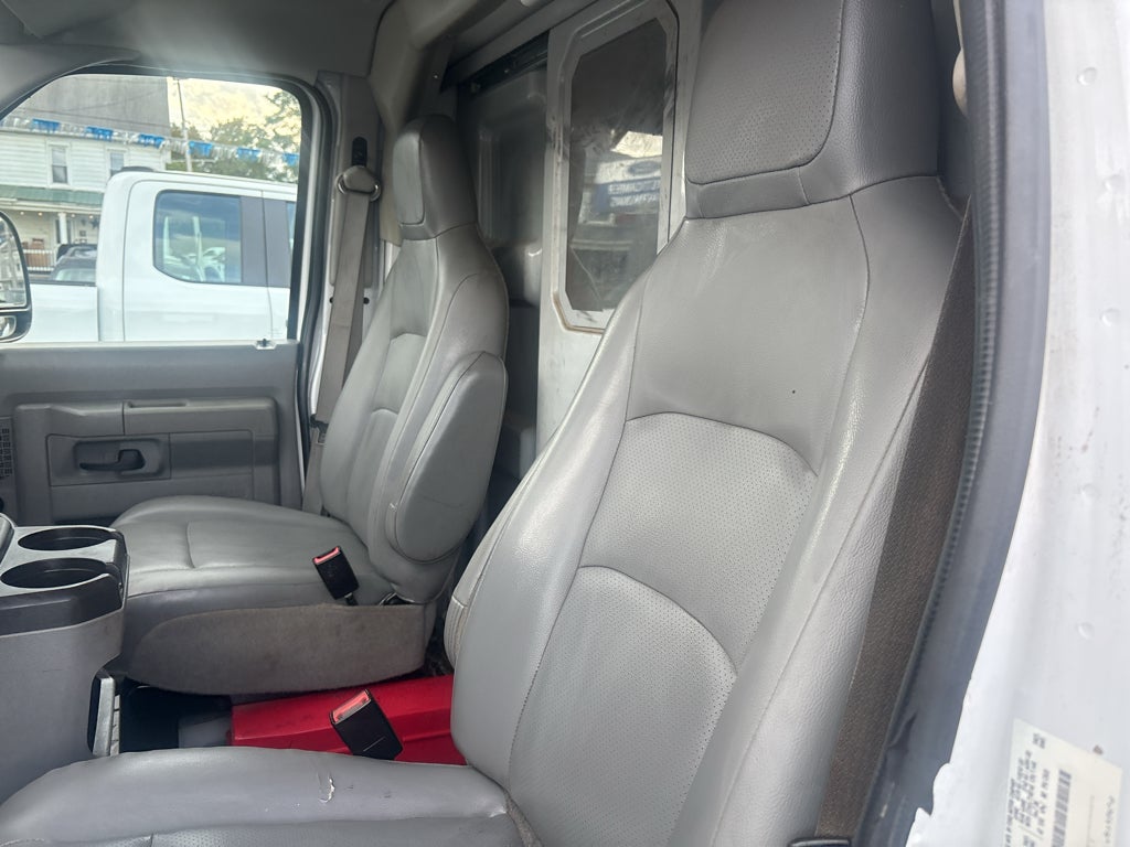 2017 Ford Econoline Base
