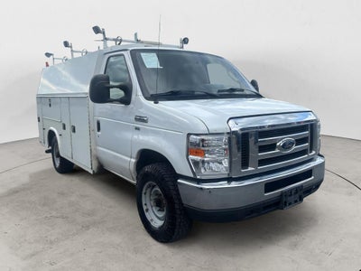 2017 Ford Econoline Base