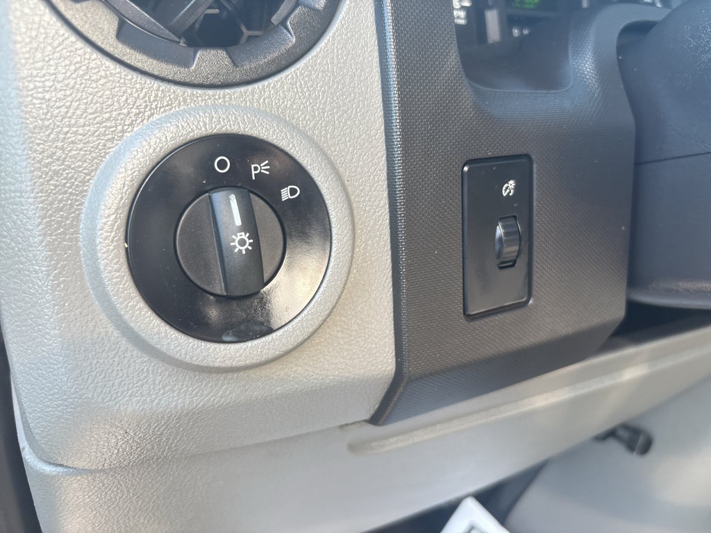 2018 Ford Econoline Base