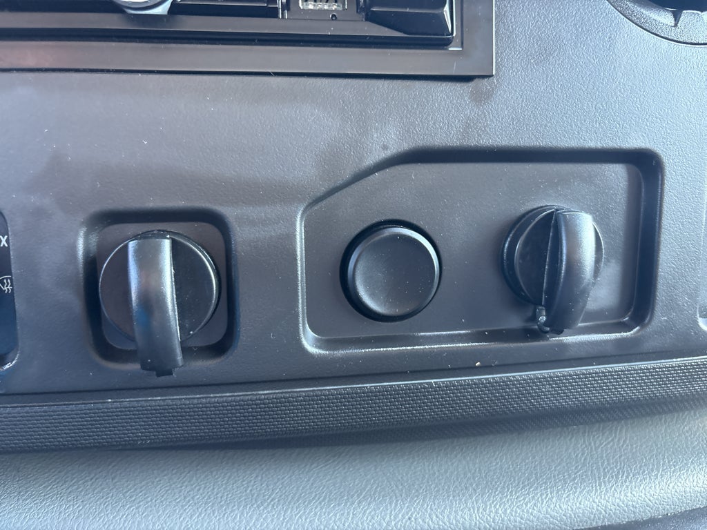 2018 Ford Econoline Base
