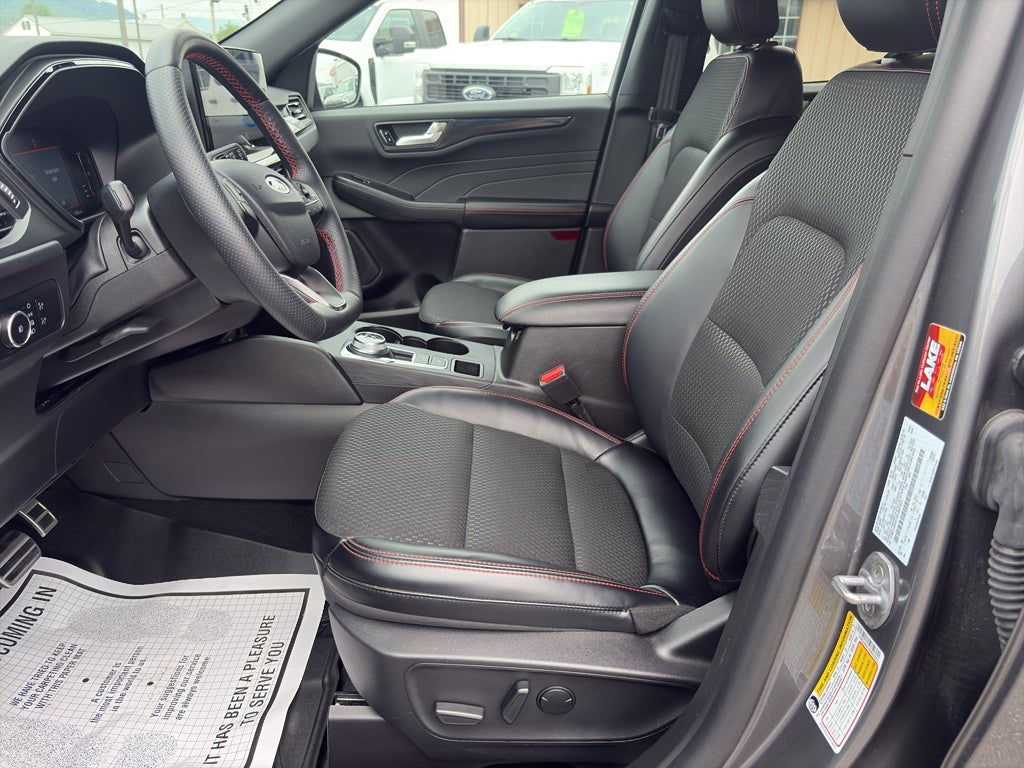 2024 Ford Escape ST-Line Select